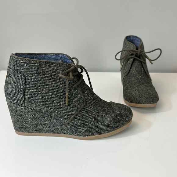 TOMS Desert Herringbone Wedge Boots 7.5 - Picture 1 of 15